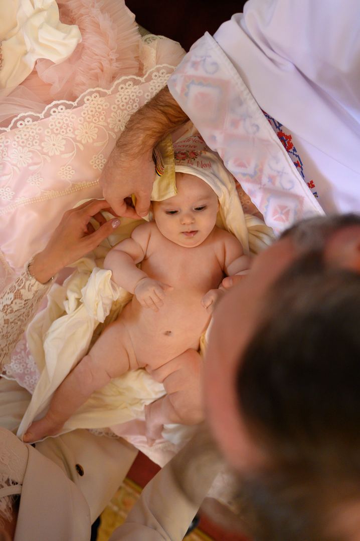 Detalii de botez — Demeter Studios