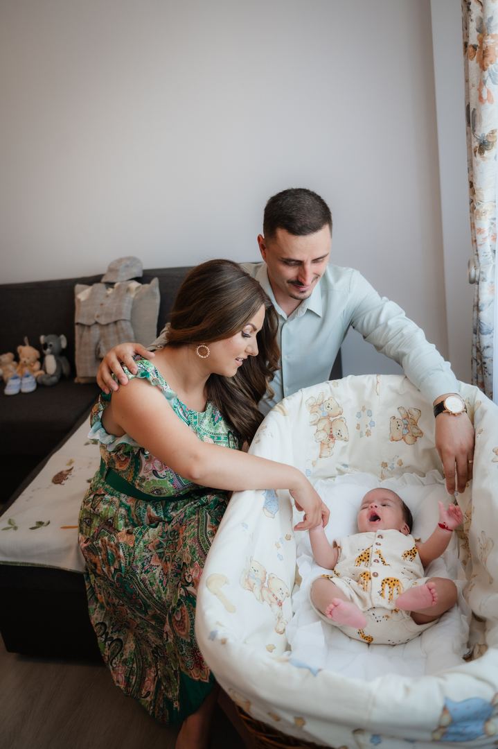 Familia și nașii — Demeter Studios