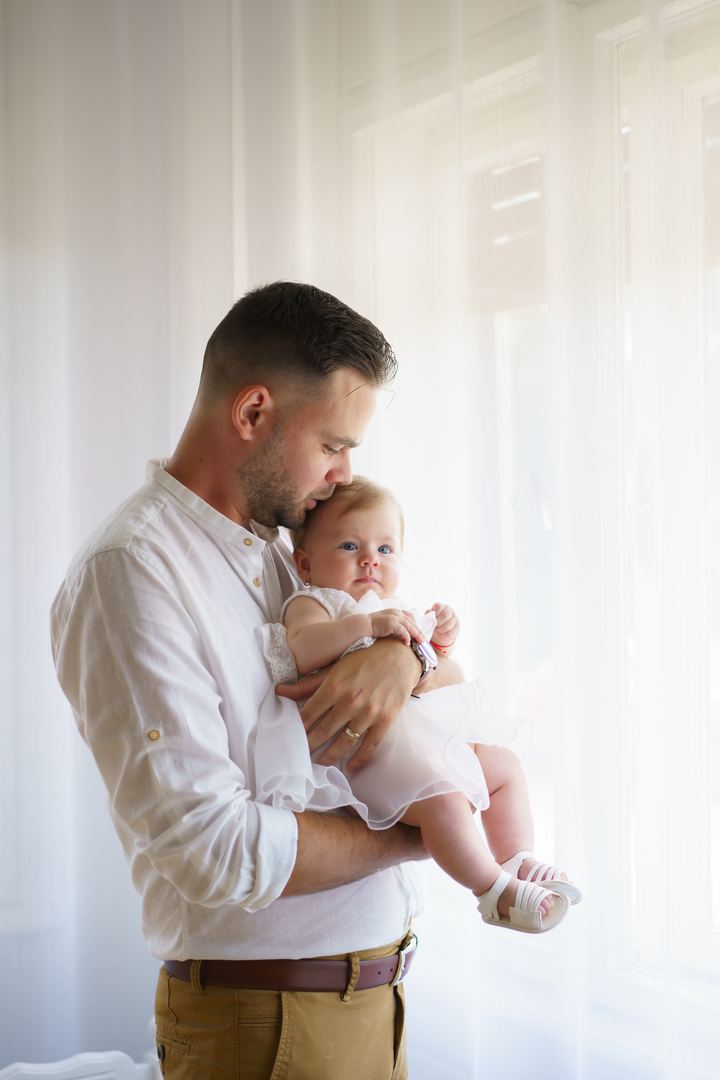 Familia și nașii — Demeter Studios