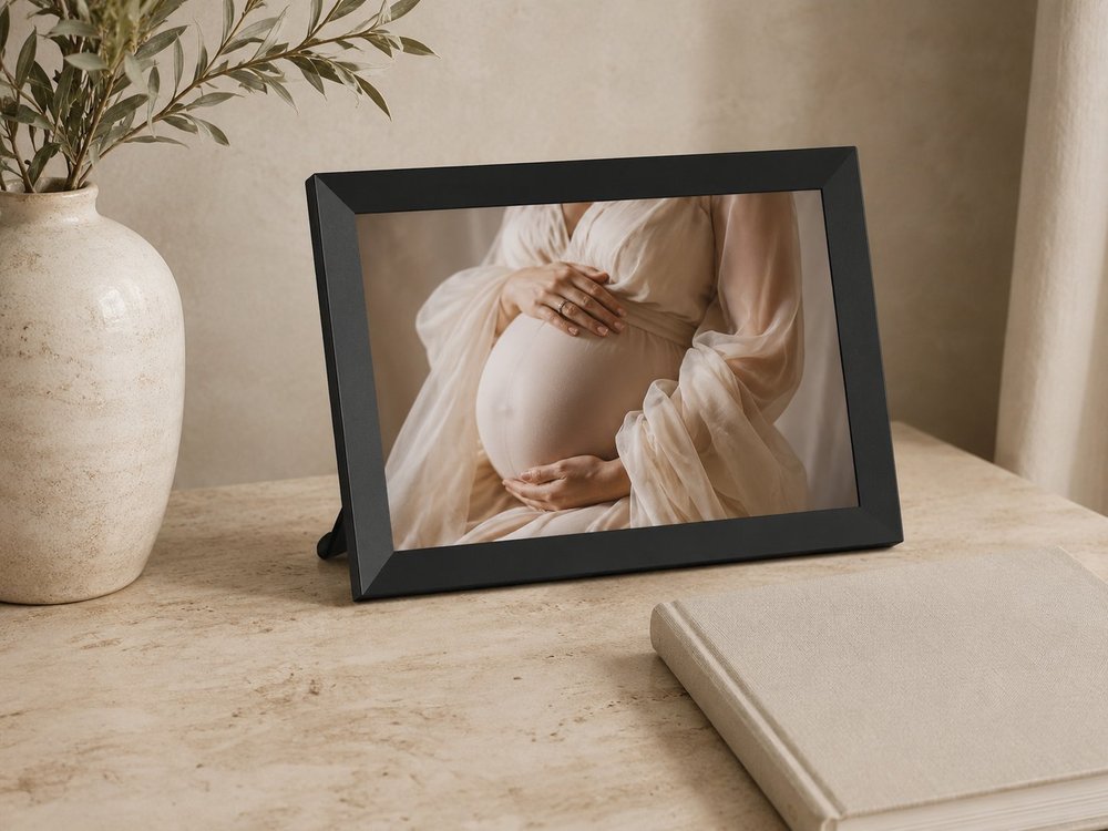 Ramă foto digitală cu fotografie de maternitate